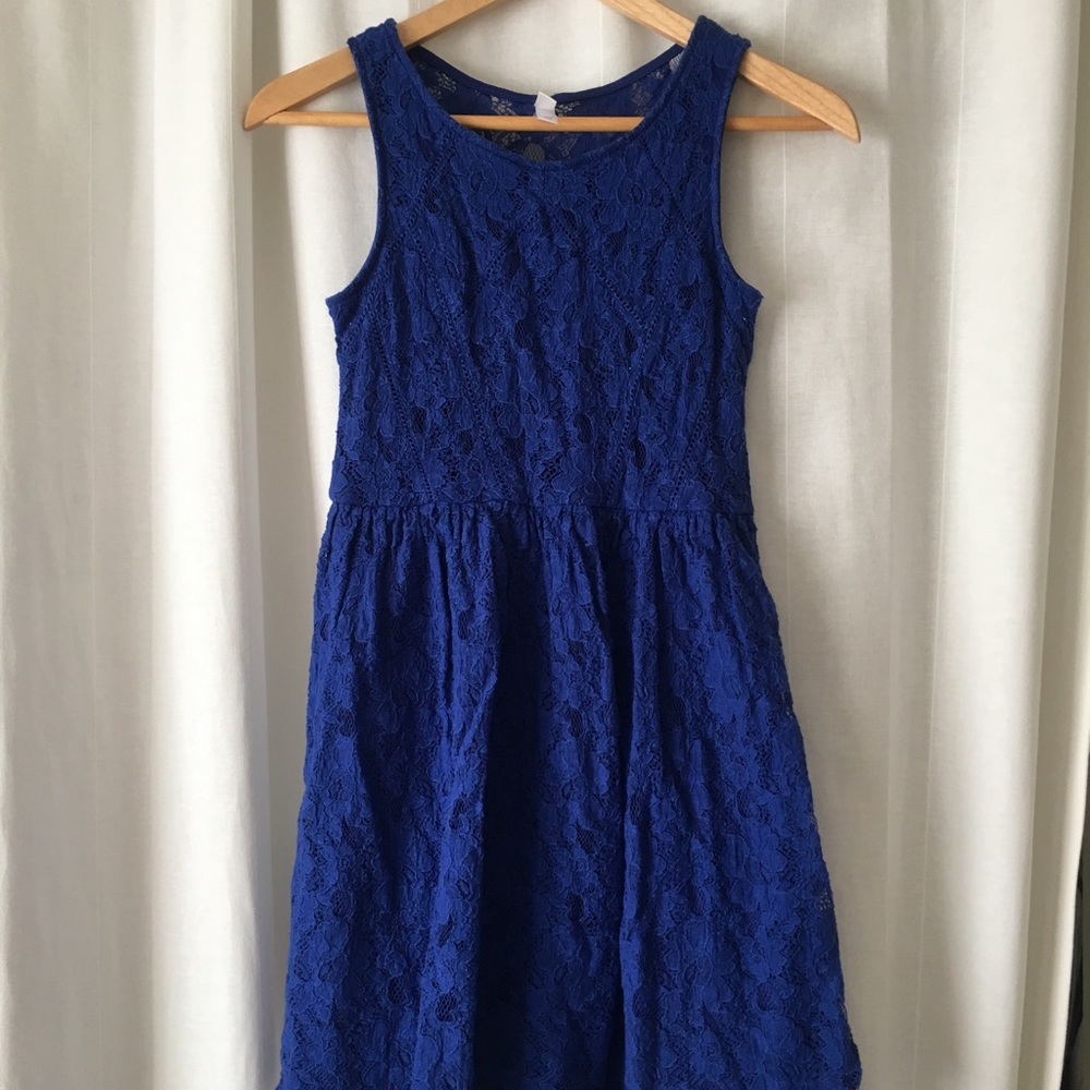Lace dress